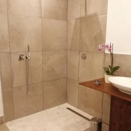 Bed & Breakfast Silentium Domus Doo 3*